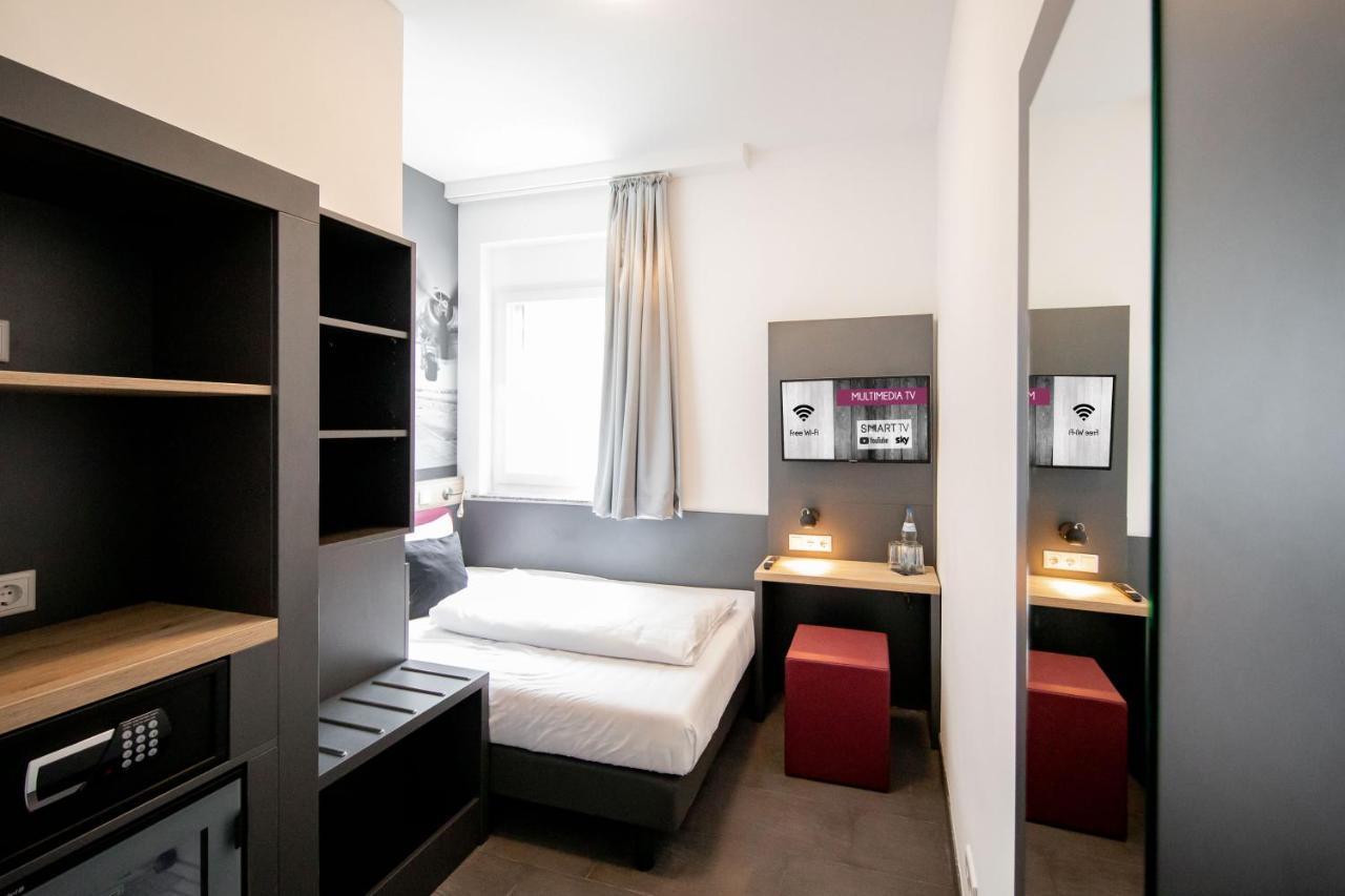 Loft Am Ring Hotel Cologne Exterior photo